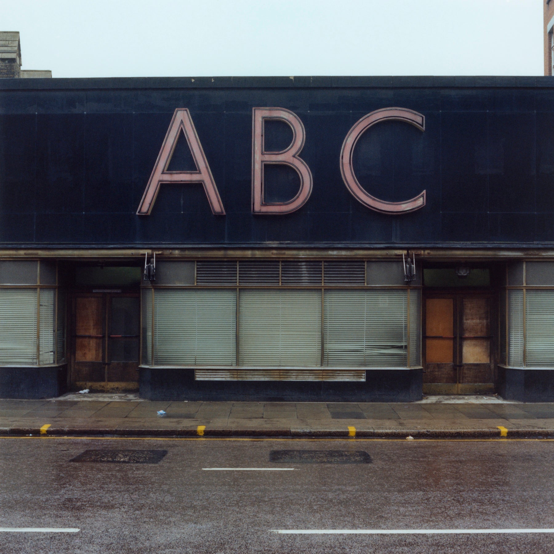 ABC (Aerated Bread Company), Camden Road, London, 1979 © Peter Mitchell