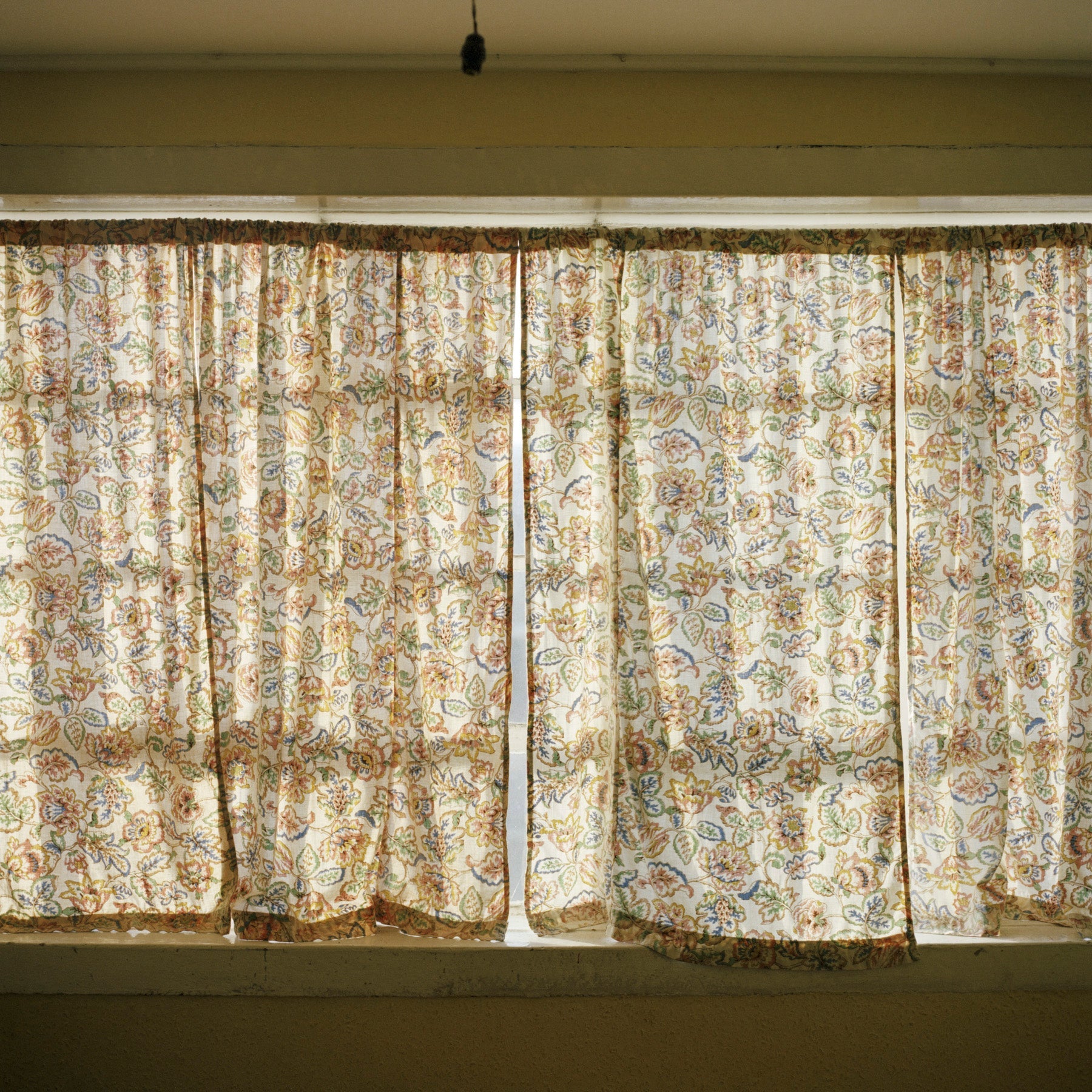 Closed curtains, Quarry Hill Flats, Leeds, 1978 - 7x9" Print